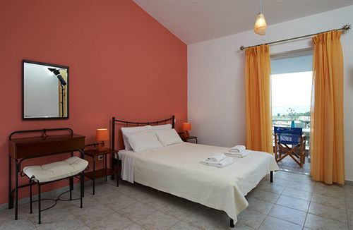 Irene Studios Hotel Evia Eksteriør billede