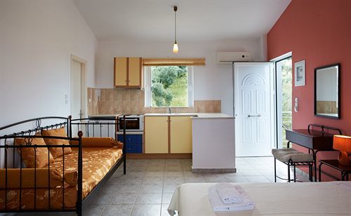 Irene Studios Hotel Evia Eksteriør billede