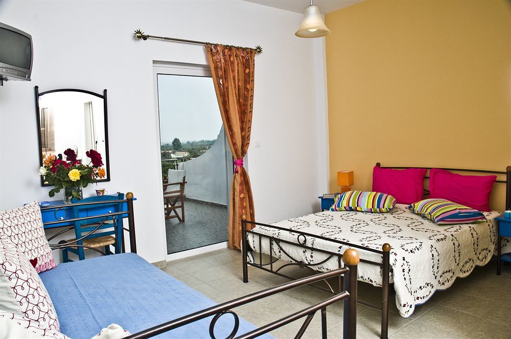 Irene Studios Hotel Evia Eksteriør billede